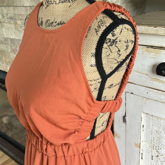 Shein burnt orange A-line back cut out boho sleeveless dress - Picture 5 of 15